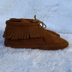 Minnetonka Brown Suede Fringe Kids Moccasins